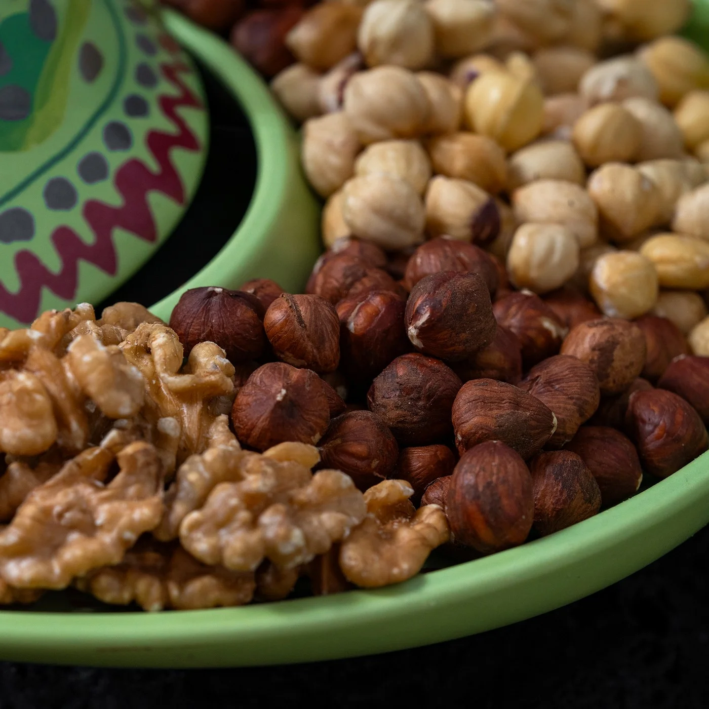 بندق نىء - 100 جم