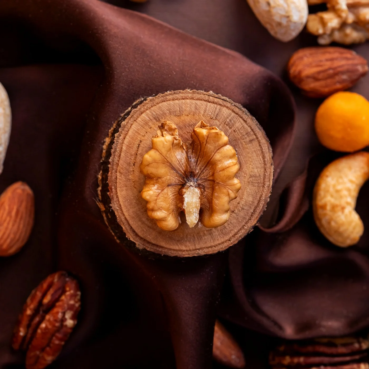 عين جمل مقشر - 100 جم