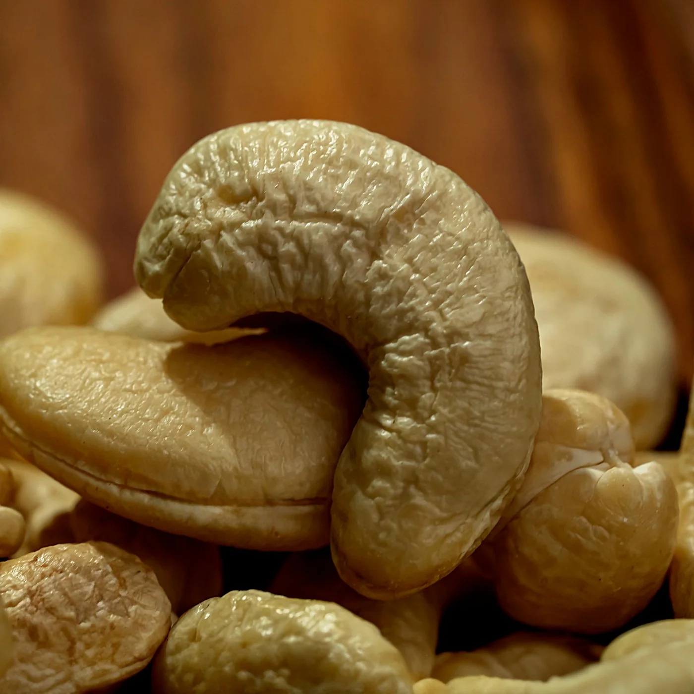 كاجو نيء جامبو - 100 جم