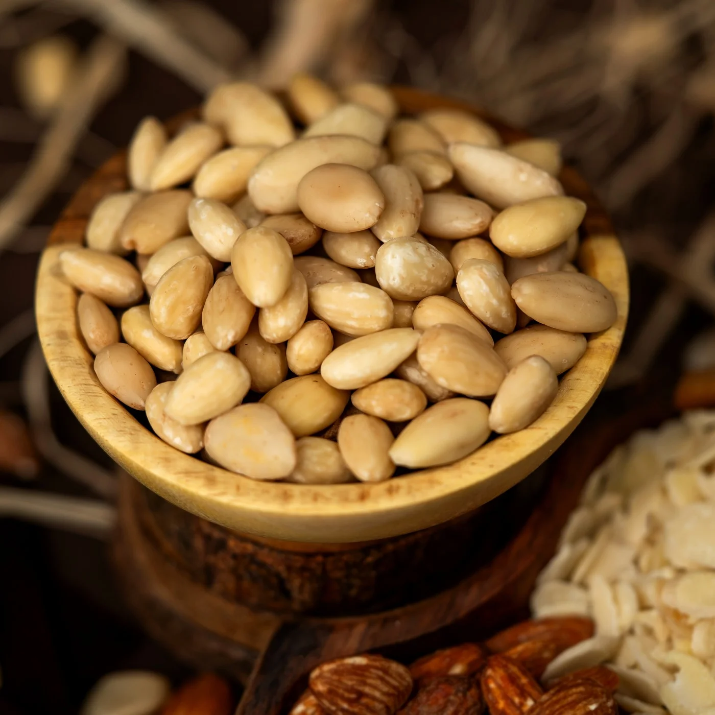 لوز حبه كامله - 100 جم