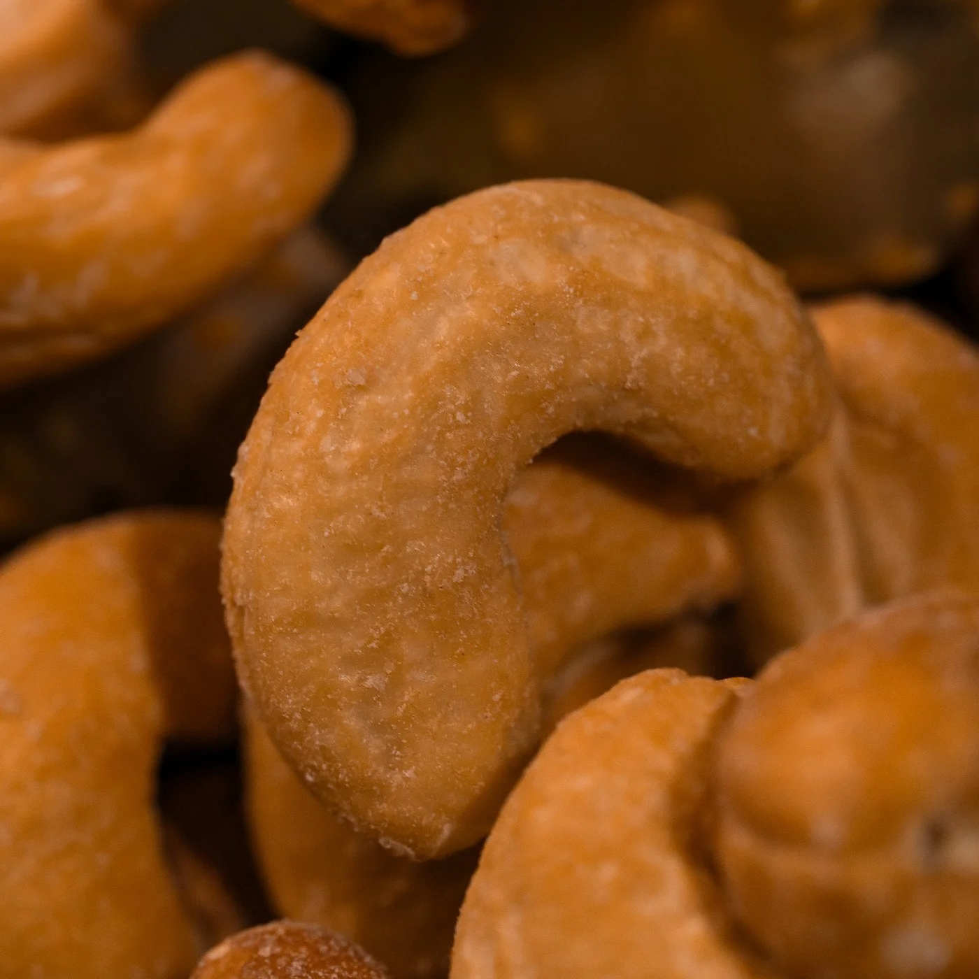 كاجو محمص ملح جامبو - 100 جم