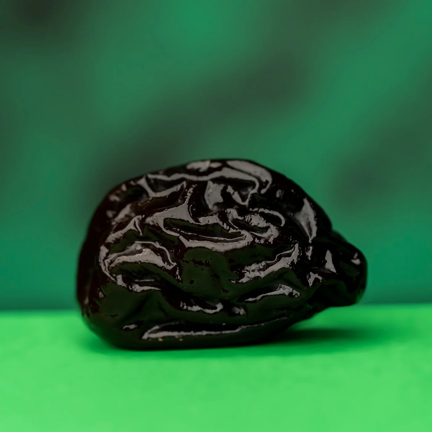 قراصيا بالنواه جامبو - 100 جم