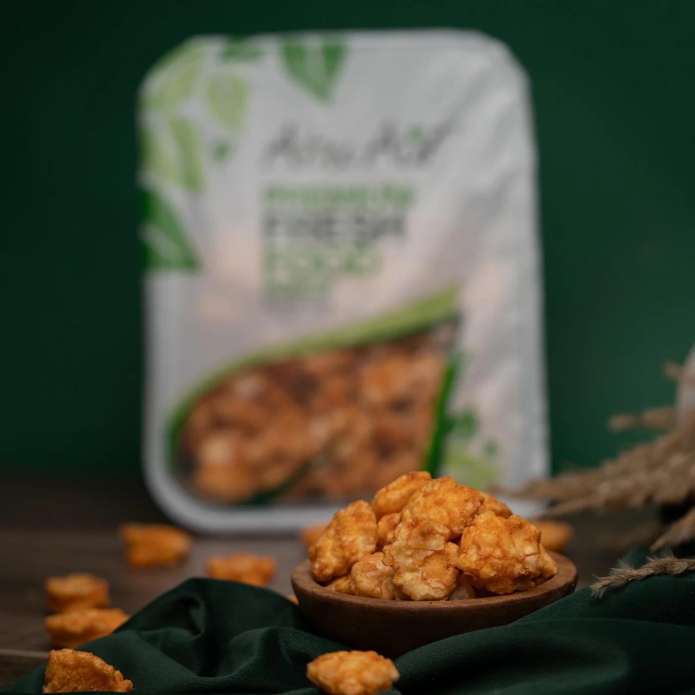 Munchies Chili Flavor Crackers- 225 gm